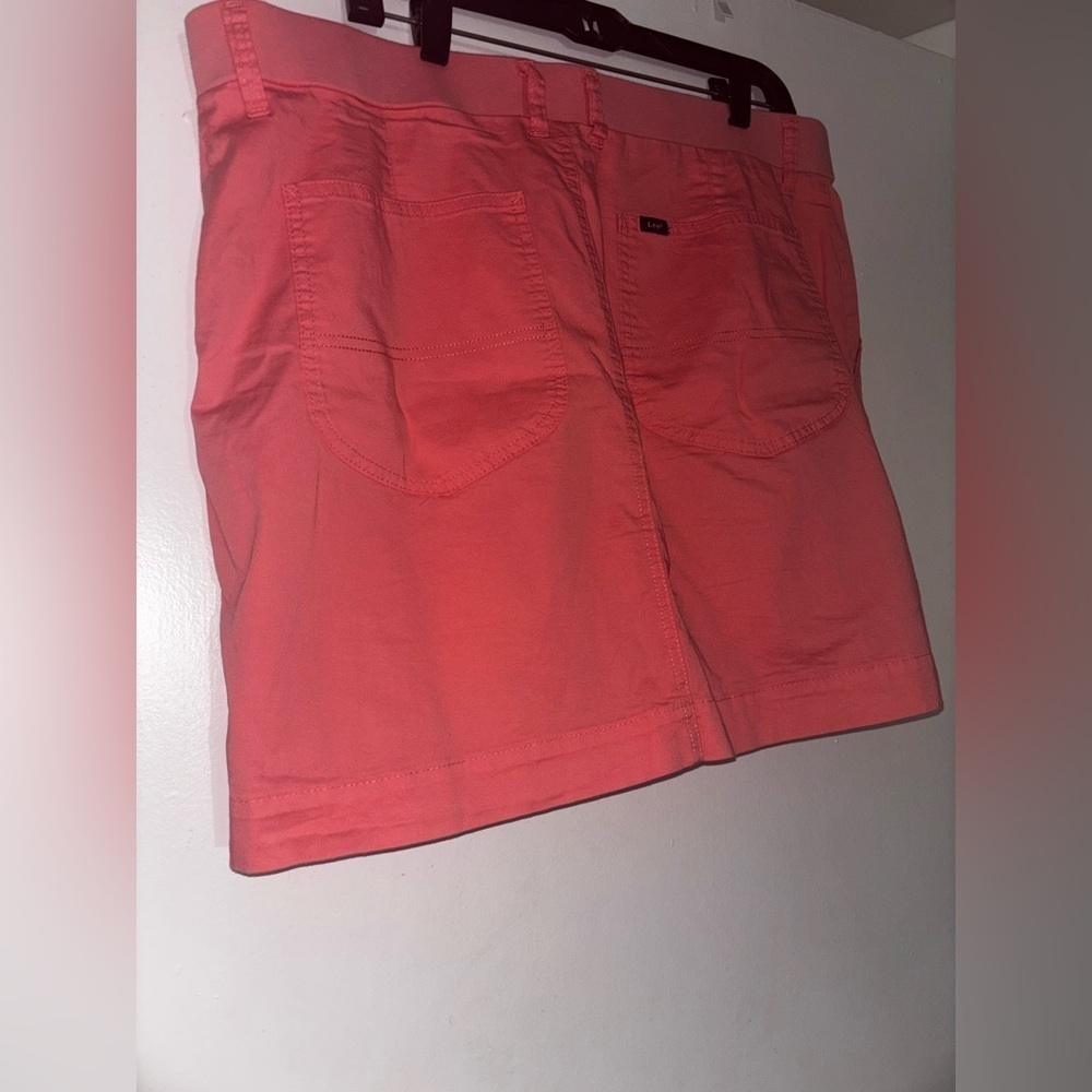 Coral Skort NWOT - Picture 2 of 3